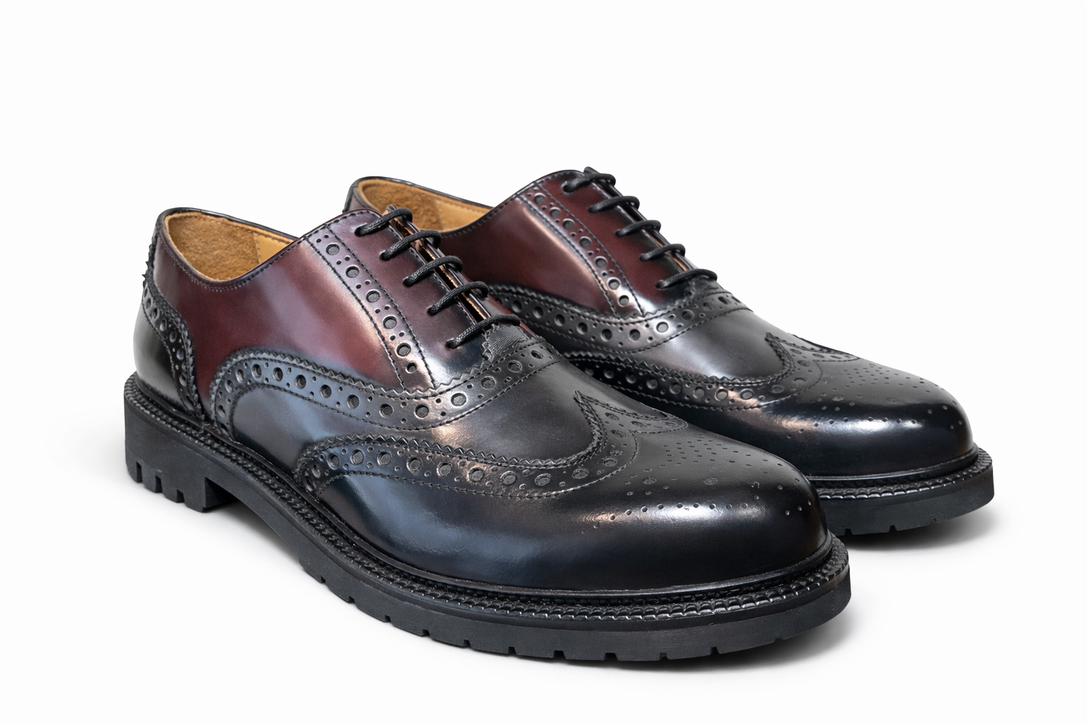 Derby Brogue Tricromia